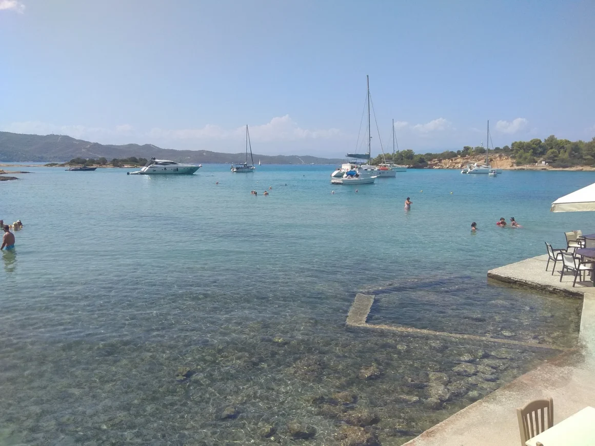 GrandMother' s beach Chinitsa, Porto Cheli