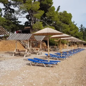 Καντίνα Που Γου Βar Grill στην Παραλία Κυπαρισσία (3χλμ)